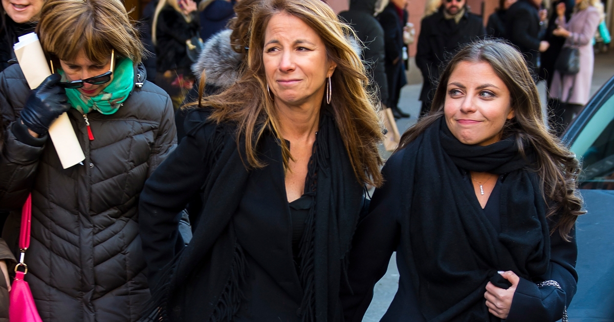 Jill Zarin accuse Bravo d'avoir filmé les funérailles de son défunt mari sans autorisation