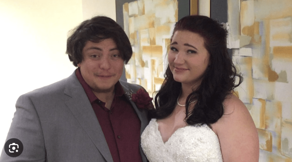 'Sister Wives' Mykelti Brown et Tony Padron abandonnent 200 livres !!  Sont-ils sur Ozempic ?  ParNancy Zhāng 31 juillet 2023