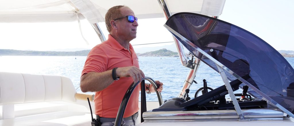 Récapitulatif de la réunion du yacht à voile sous le pont