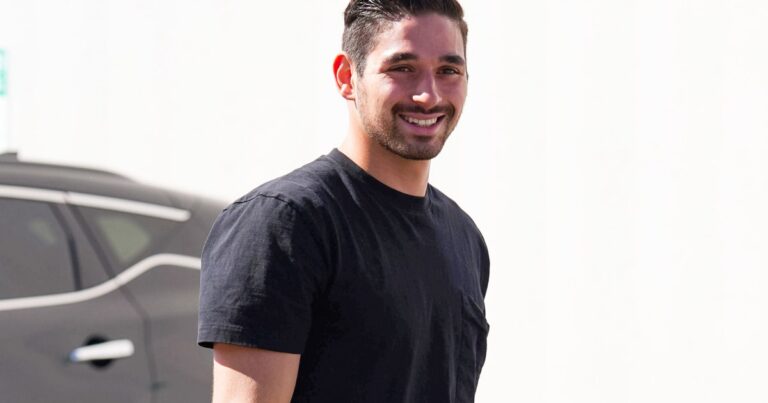 Alan Bersten de DWTS espère être jumelé avec Ariana Madix