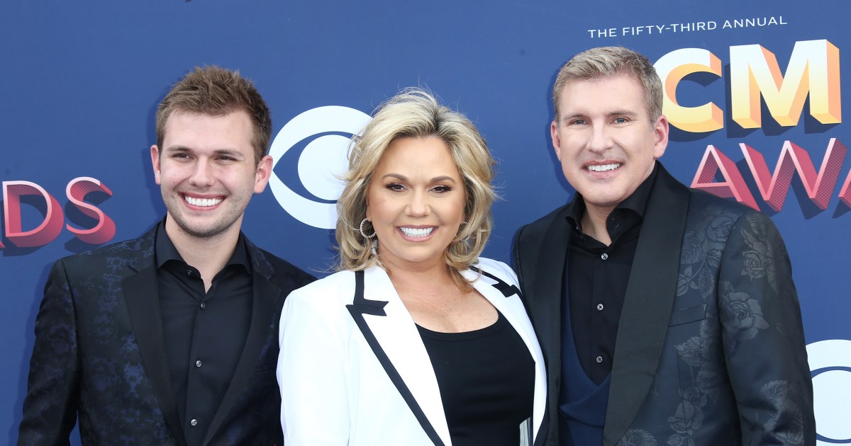 Chase Chrisley dit que les parents luttent contre le manque d'air et la moisissure noire en prison