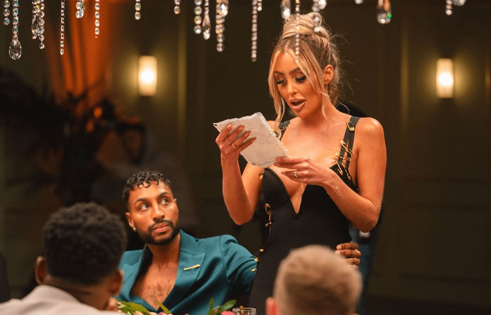 Un candidat trans du Royaume-Uni Marié au premier regard prononce un discours percutant