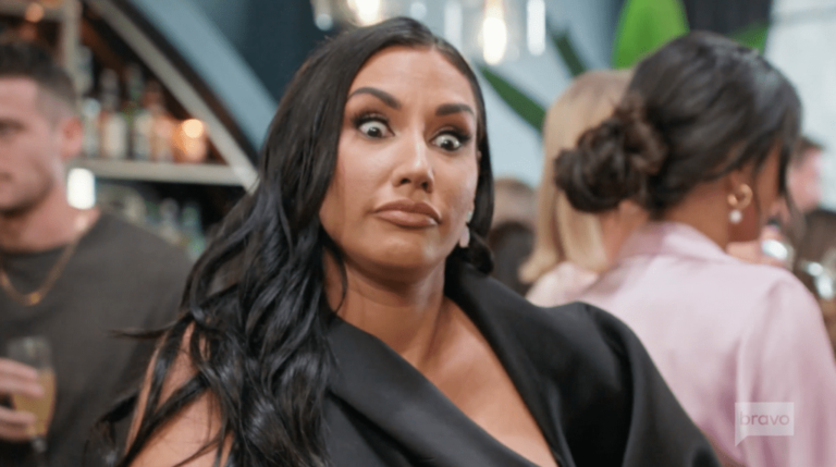 Monica Garcia explose sur Lisa Barlow pour avoir douté de ses abus dans l&rsquo;enfance !