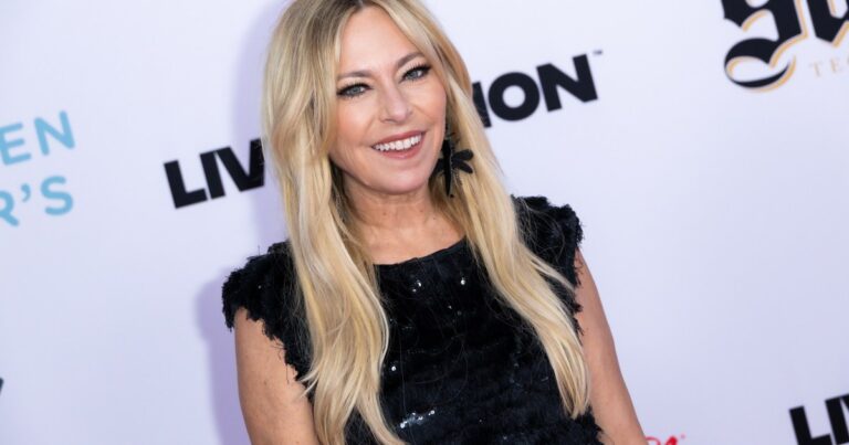 Sutton Stracke réfléchit au défunt père et ex-mari