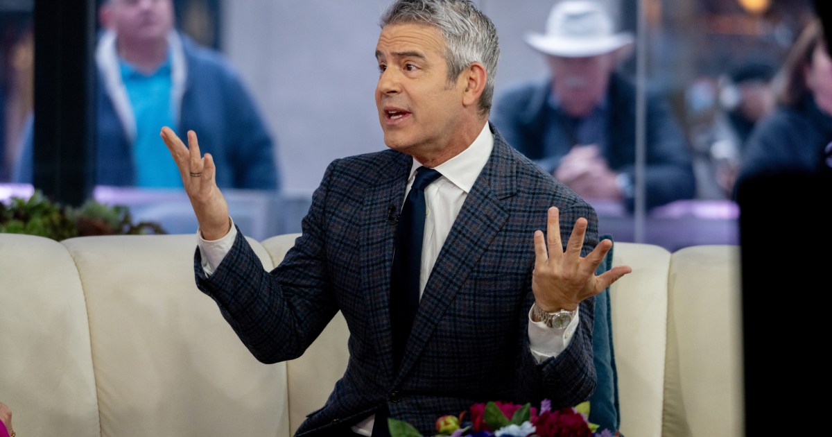 Andy Cohen a « embauché une équipe de relations publiques de crise » après de récents problèmes juridiques : « Tout le monde se mobilise autour de lui »