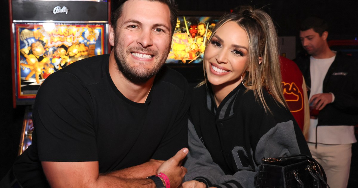 Brock semble dédaigneux à l'égard du TOC de Scheana, et c'est un problème