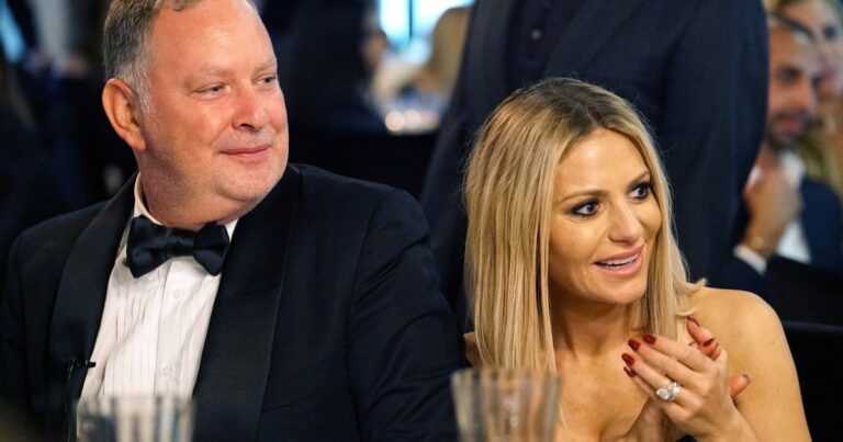 PK Kemsley repéré sans alliance après que Dorit ait remis en question son mariage