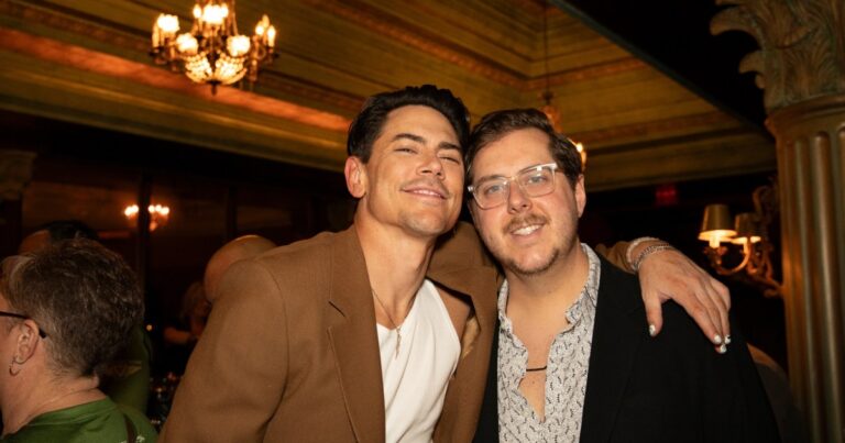 Sandoval répare des amitiés plus stratégiques que thérapeutiques