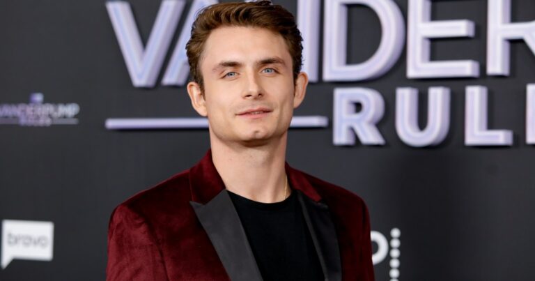 James Kennedy s'excuse pour le manque de respect envers Jo Wenberg Merch