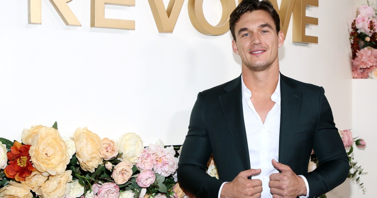 Tyler Cameron officiellement "sortir avec quelqu'un" nouveau