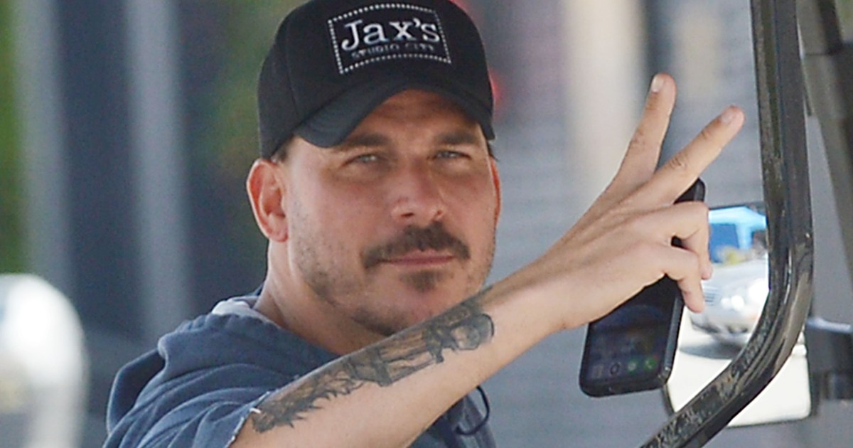 Jax Taylor « travaille sur » lui-même au milieu de la séparation de la Bretagne