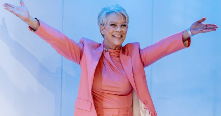 Jamie Lee Curtis « excitée » Amanda De Cadenet sur le tournage de RHOBH