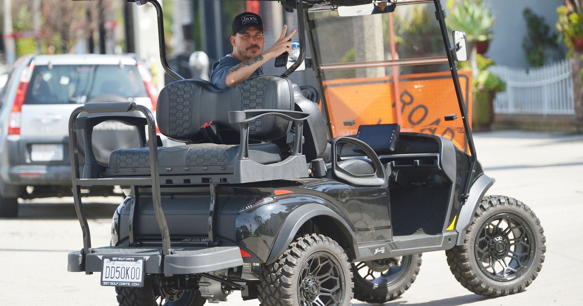 Jax Taylor défend de rester à la maison après le départ de Brittany