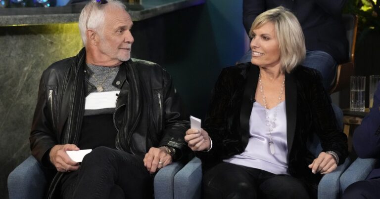 Le capitaine Lee n'est pas d'accord avec le capitaine Sandy sur le drame du chef