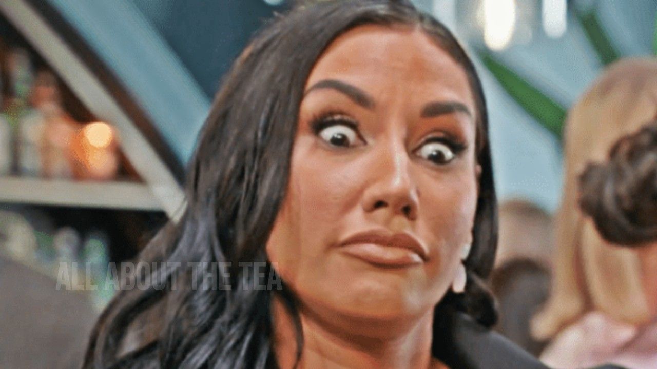 Monica Garcia nie avoir été exclue de la saison 3 de "Traitors" suite à l'échec de l'évaluation de Psyché !