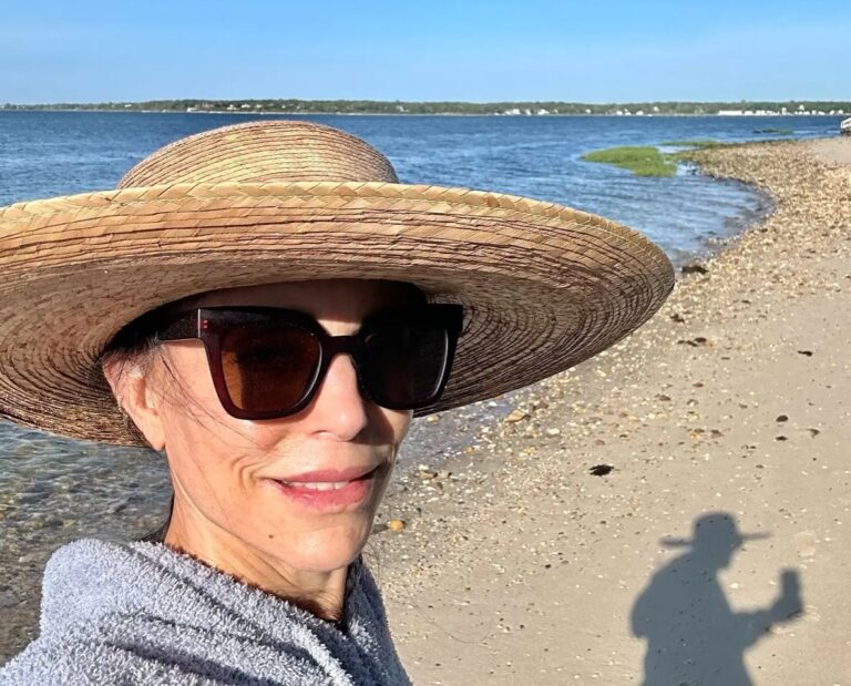 Bethenny Frankel traînée après avoir affirmé que les Noirs et les Latinos ne sont PAS RICHES comme les BLANCS !