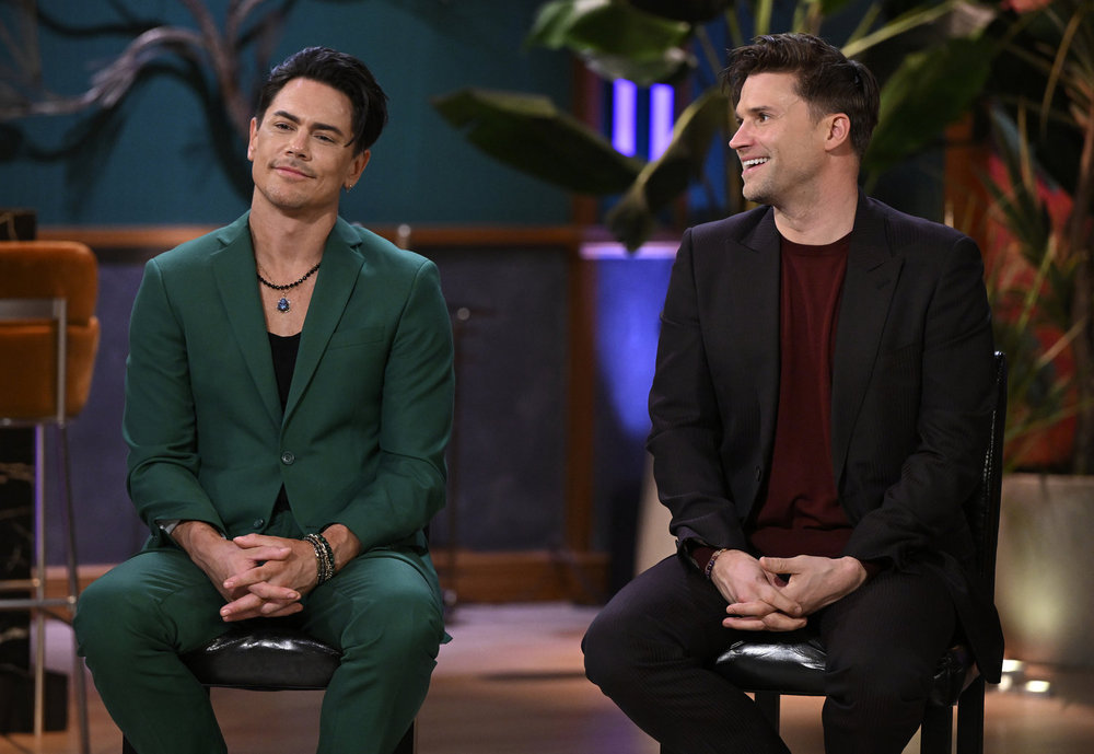 Tom Sandoval agit avec suffisance lors des retrouvailles de la saison 11 de Vanderpump Rules.