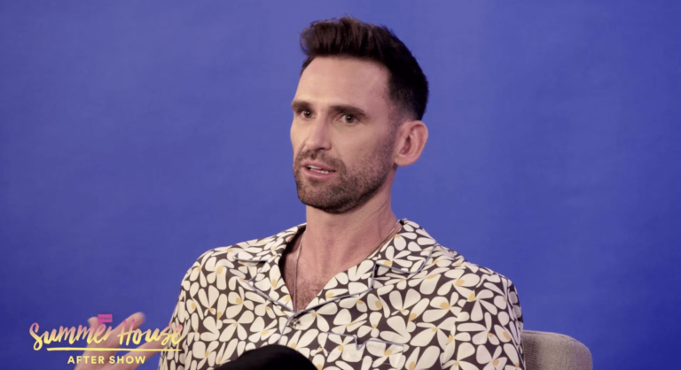 Carl Radke confirme avec enthousiasme la nouvelle de son bar sans alcool : « C'est officiellement en cours ! »