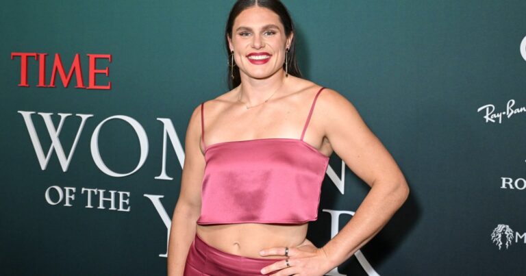 Ilona Maher compare le village olympique à Love Island USA