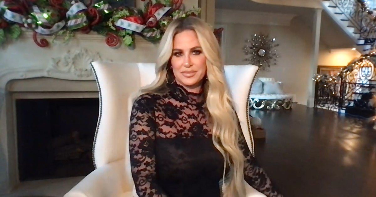 Kim Zolciak conduit Chet Hanks dans sa chambre dans Surreal Life-Reality Tea