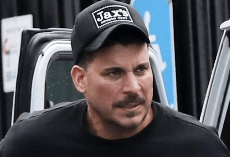 Jax Taylor, star de « The Valley », admet qu'il était « tellement effrayé » et qu'il « pleurait » avant de quitter la cure de désintoxication