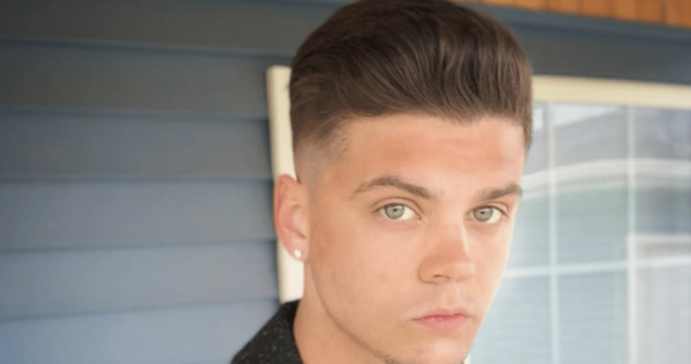 La star de « Teen Mom », Tyler Baltierra, se moque des parents adoptifs de Carly après qu'ils aient exigé leur confidentialité !