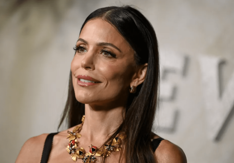 Bethenny Frankel SE MOQUE de l'échec du redémarrage de « RHONY »… C'est un « F » à Andy Cohen !