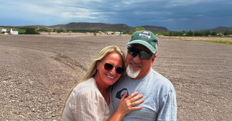 Relation entre sœurs épouses Christine Brown et David Woolley