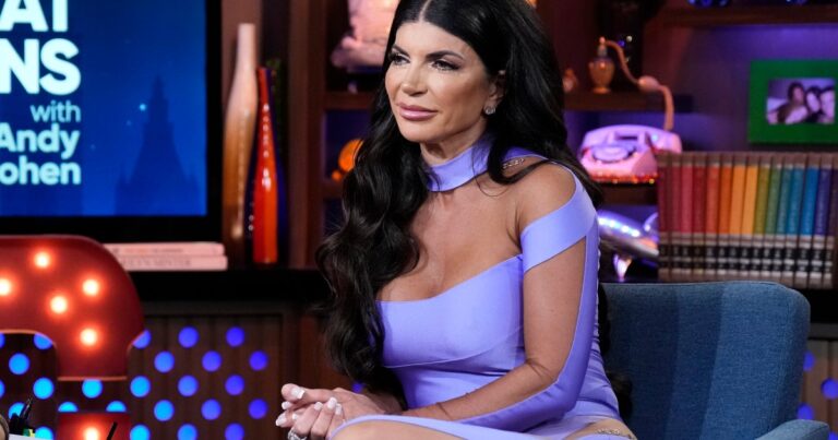 Teresa Giudice de RHONJ dissout le remplissage pour les lèvres après une pêche à la traîne