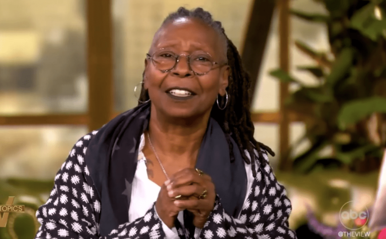 Whoopi Goldberg EXPOSÉ pour avoir menti sur une boulangerie – affirme avoir refusé sa commande pour des raisons politiques ! – Tout sur le thé