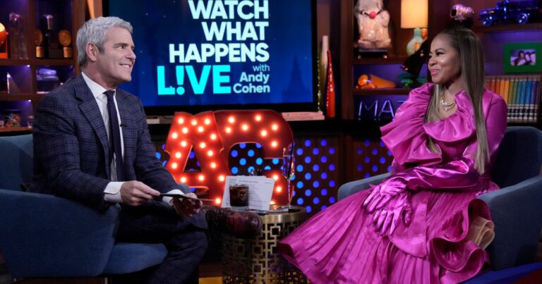 Britani Bateman répond aux DM de Jared Osmond à Mary Cosby