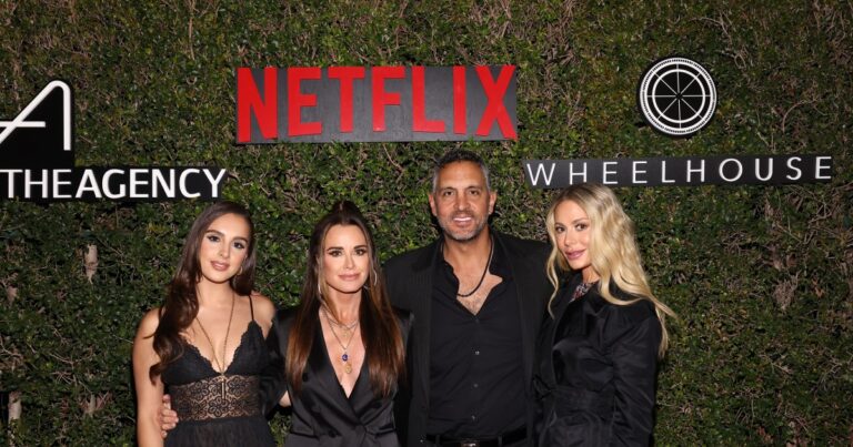 Dorit Kemsley réagit aux photos de Mauricio Umansky embrassant une femme