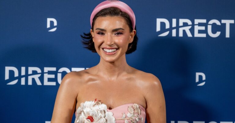 Bronwyn Newport est un dur à cuire au milieu du drame d'infidélité de son mari