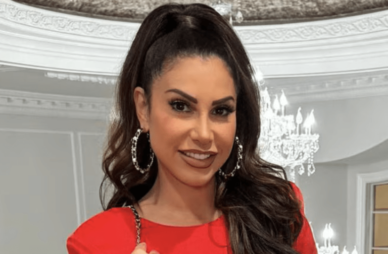Jennifer Aydin COUPURE de la croisière Housewives au milieu du drame de Jersey Mike et de l'indignation des fans !