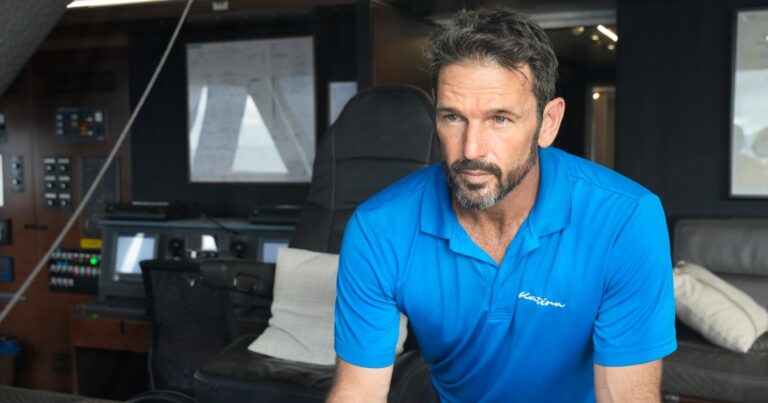 Sous le pont vers le bas sous la saison 3, récapitulatif de l'épisode 1