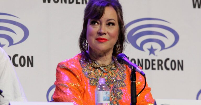 Jennifer Tilly révèle «l'amour» non conventionnel avec l'ex Sam Simon