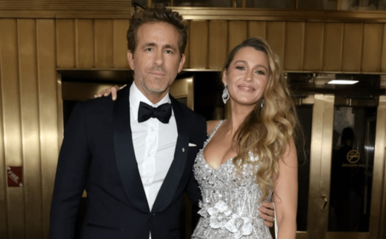 Le membre du personnel de «  SNL 50 '' expose Ryan Reynolds pour avoir écrit une blague inquiétante sur le drame juridique de Justin Baldoni