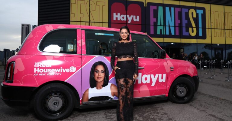 Rihanna a demandé à Jessel Taank pour le lien de maquilleurs