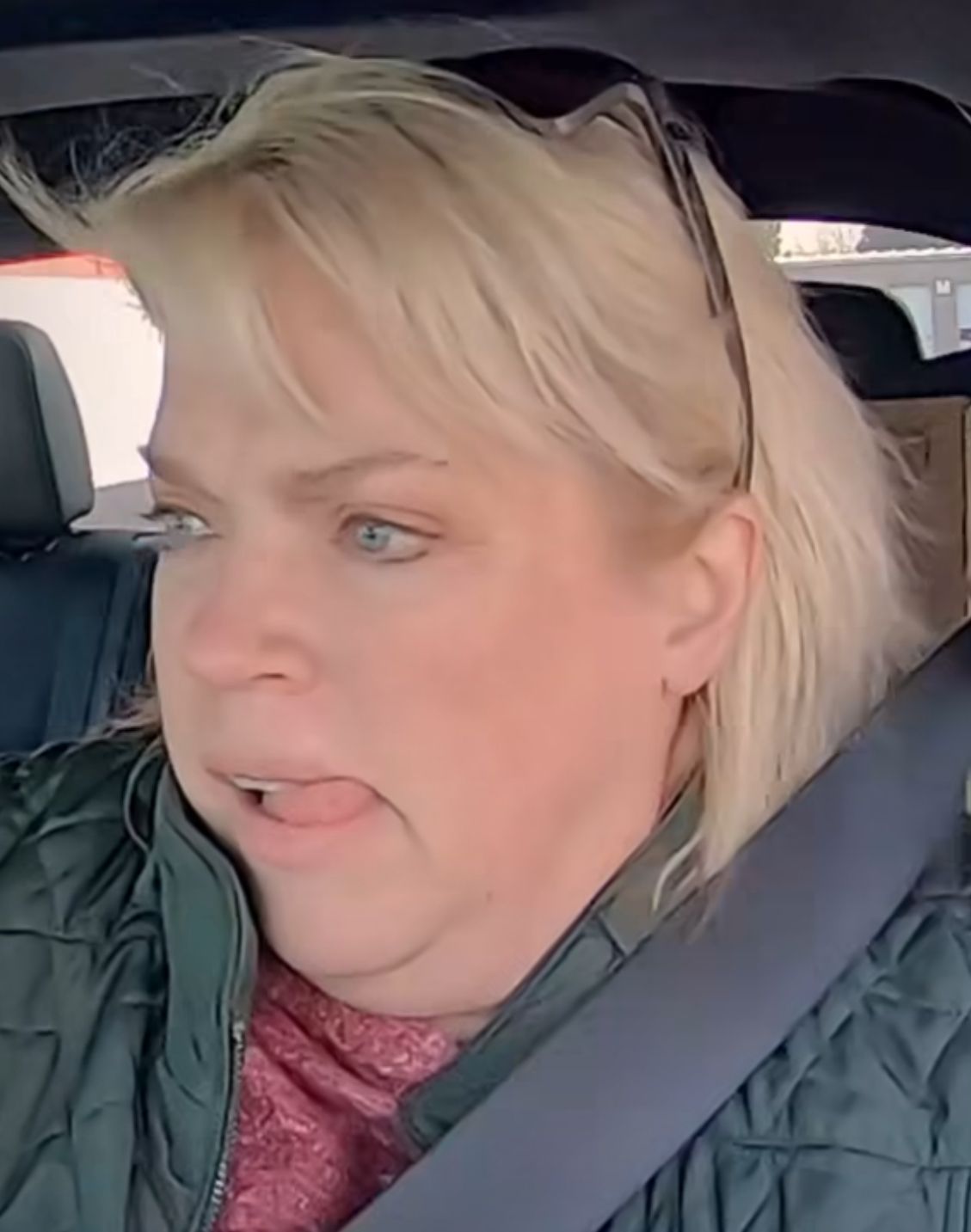 Soeur épouses Janelle Brown