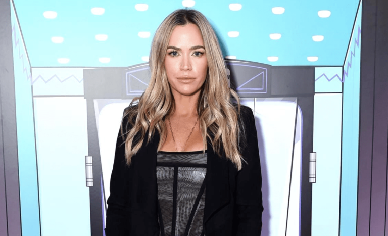 Teddi Mellencamp se décompose alors que les agrafes sont supprimées après la chirurgie du cerveau – fait face à une «  route longue et difficile ''!