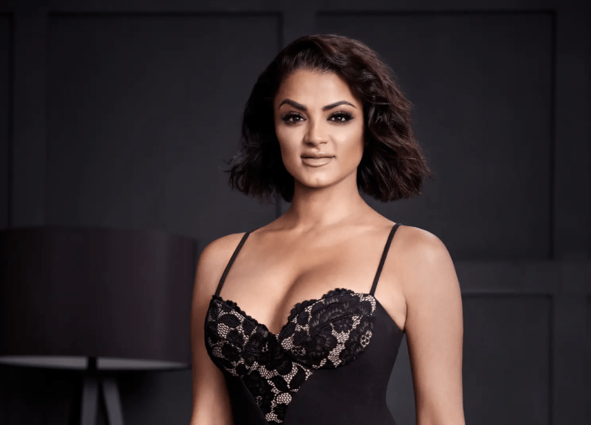 Golnesa gharachedaghi