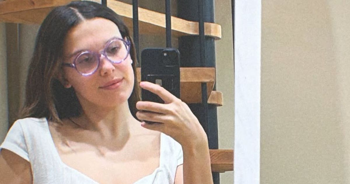 Millie Bobby Brown est dans son époque Y2K dans des photos imbibées de soleil