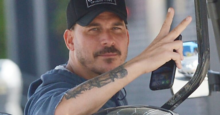 Pourquoi Jax Taylor a vraiment «tous ces travaux de nez»