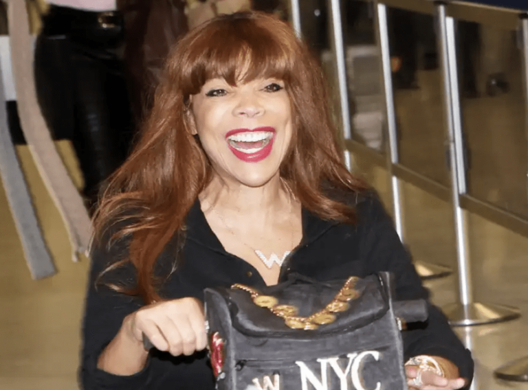 Wendy Williams hospitalisé après que la note alarmante est glissée par la fenêtre de NYC