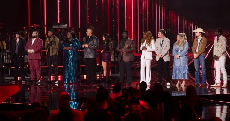 American Idol Top 10 chanteurs, classé (saison 23)