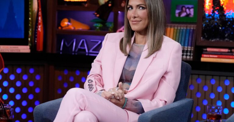 Erin Lichy sur les fans appelant le manque de soutien au cou pour bébé