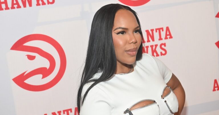 Kelli Ferrell de Rhoa claque de Brit Eady et Porsha Williams