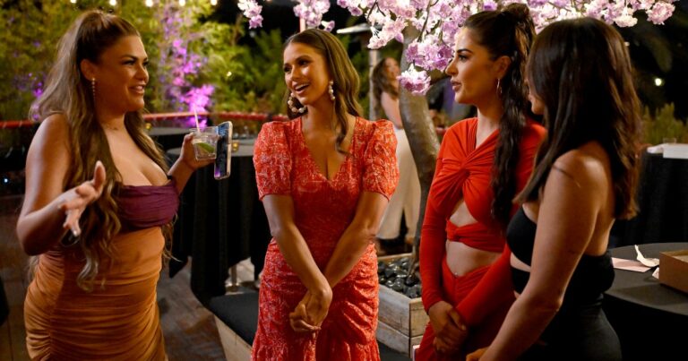Les scénarios de la saison 2 de Valley Cast 2 classés