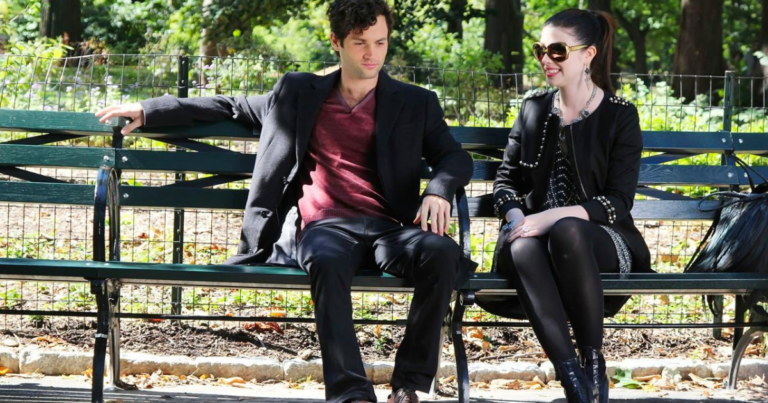 Penn Badgley réagit à la co-star de Gossip Girl Michelle Trachtenberg à la mort