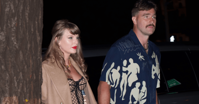 Taylor Swift et Travis Kelce se comportent comme n'importe quel autre couple pendant les congés – Rapport